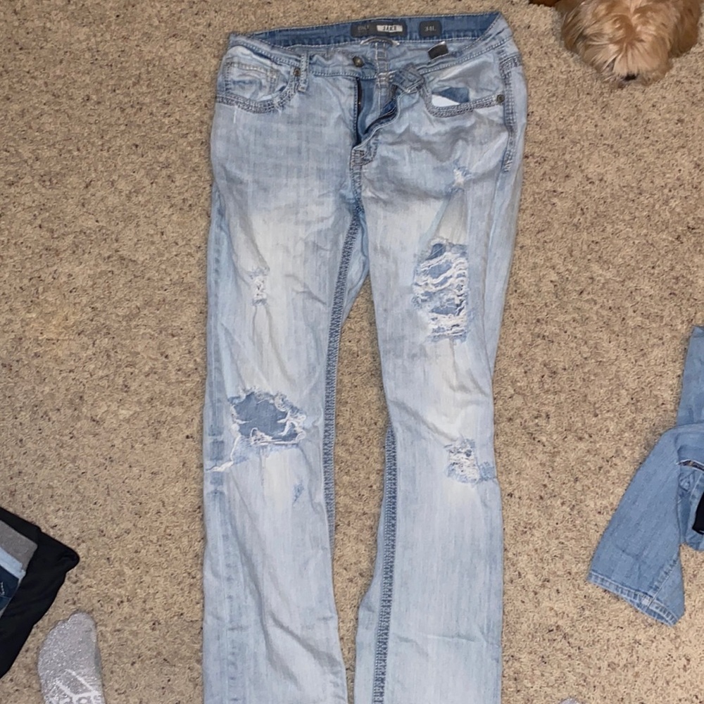 Mens buckle Jake straight jean. Destructed light wash. Size 34L